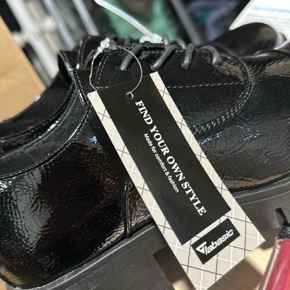 Black Oxford shoes block heel 2” lug like sole size 8 NEW cushion insole - Picture 5 of 5